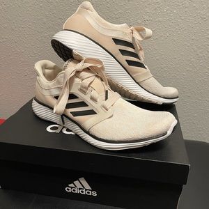 Adidas Edge Lux 3 size 9.5 Women’s New